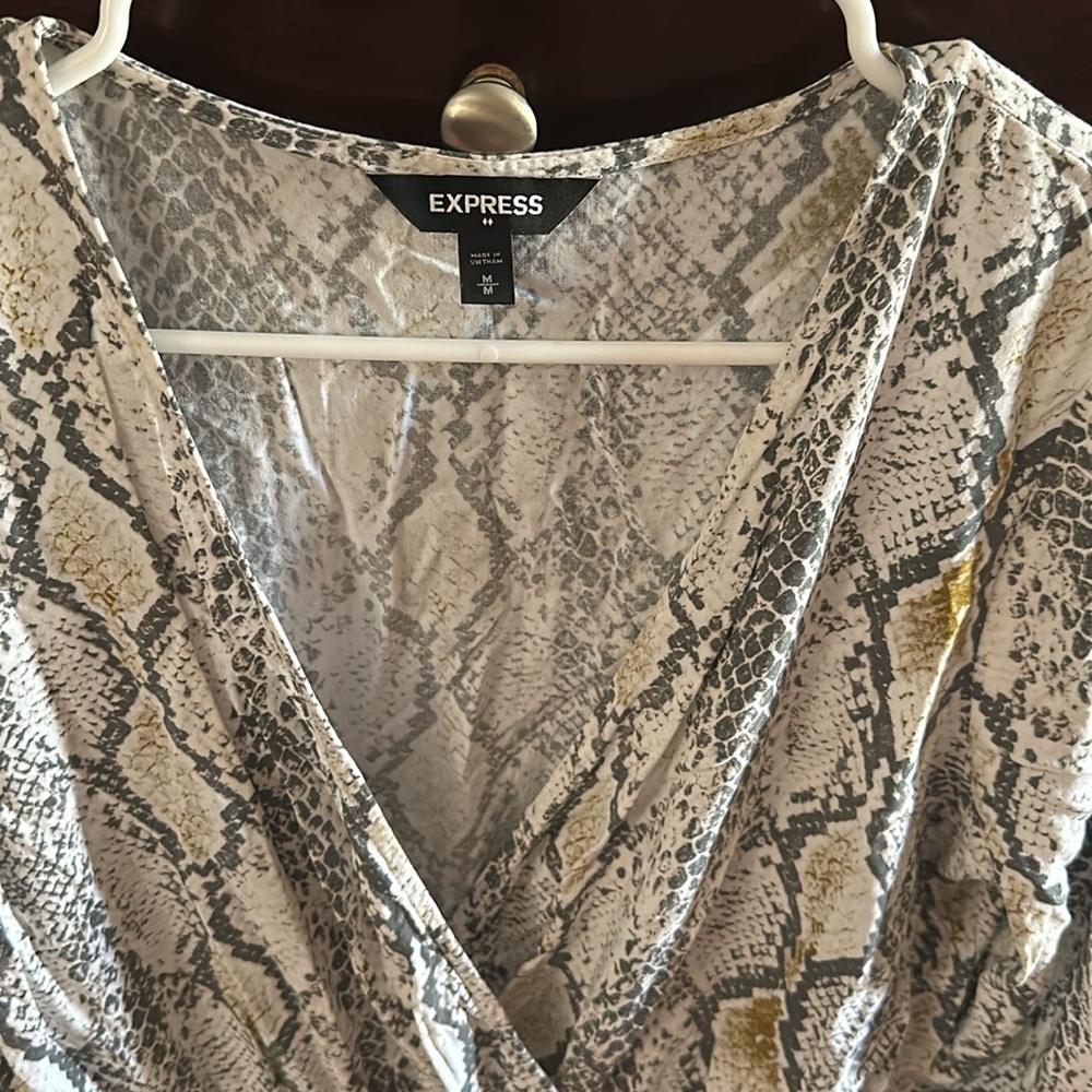 Express romper - Picture 2 of 5